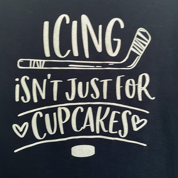 🌸Company🌸 T-shirts / long sleeve Tees / Ellen Tracy / size M - Picture 4 of 7